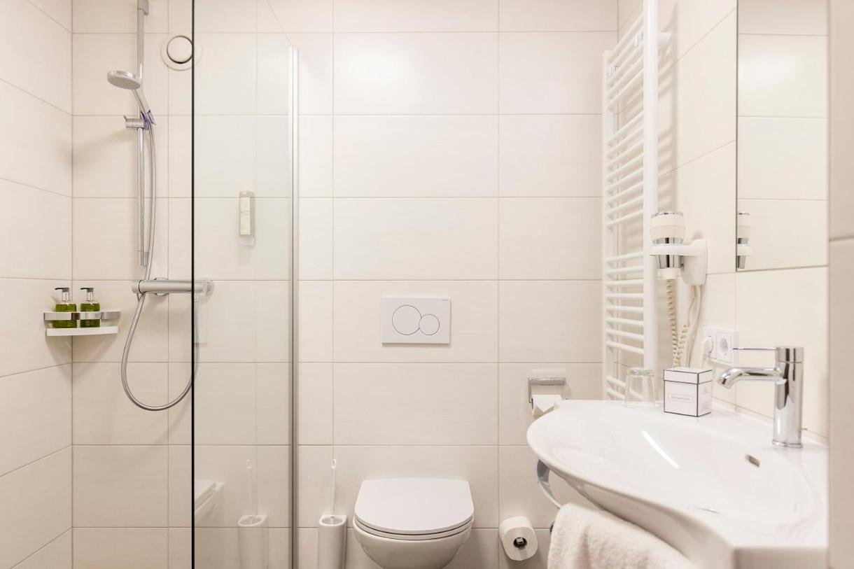 לינץ Vergeiner'S Hotel Traube מראה חיצוני תמונה