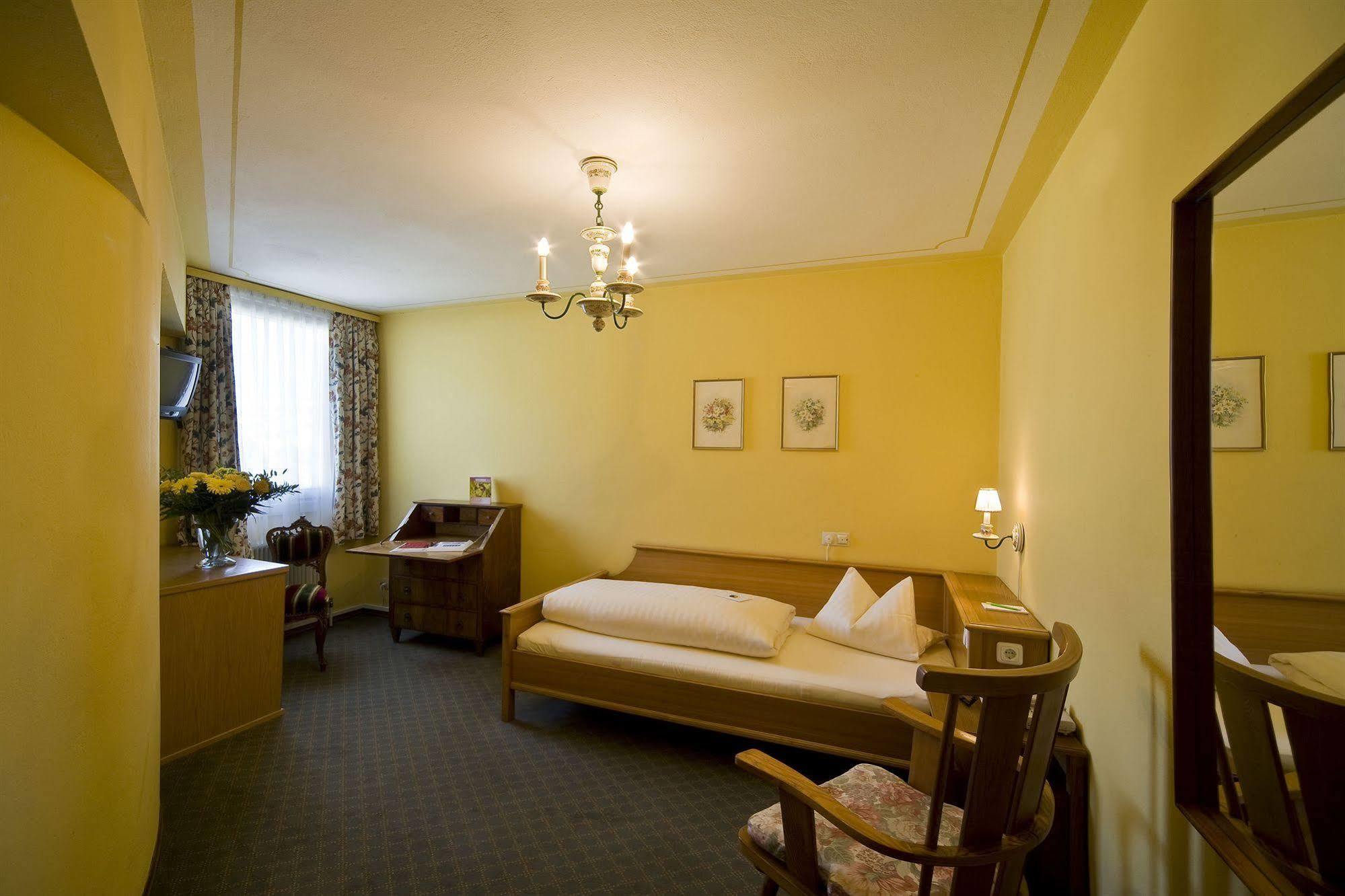לינץ Vergeiner'S Hotel Traube מראה חיצוני תמונה